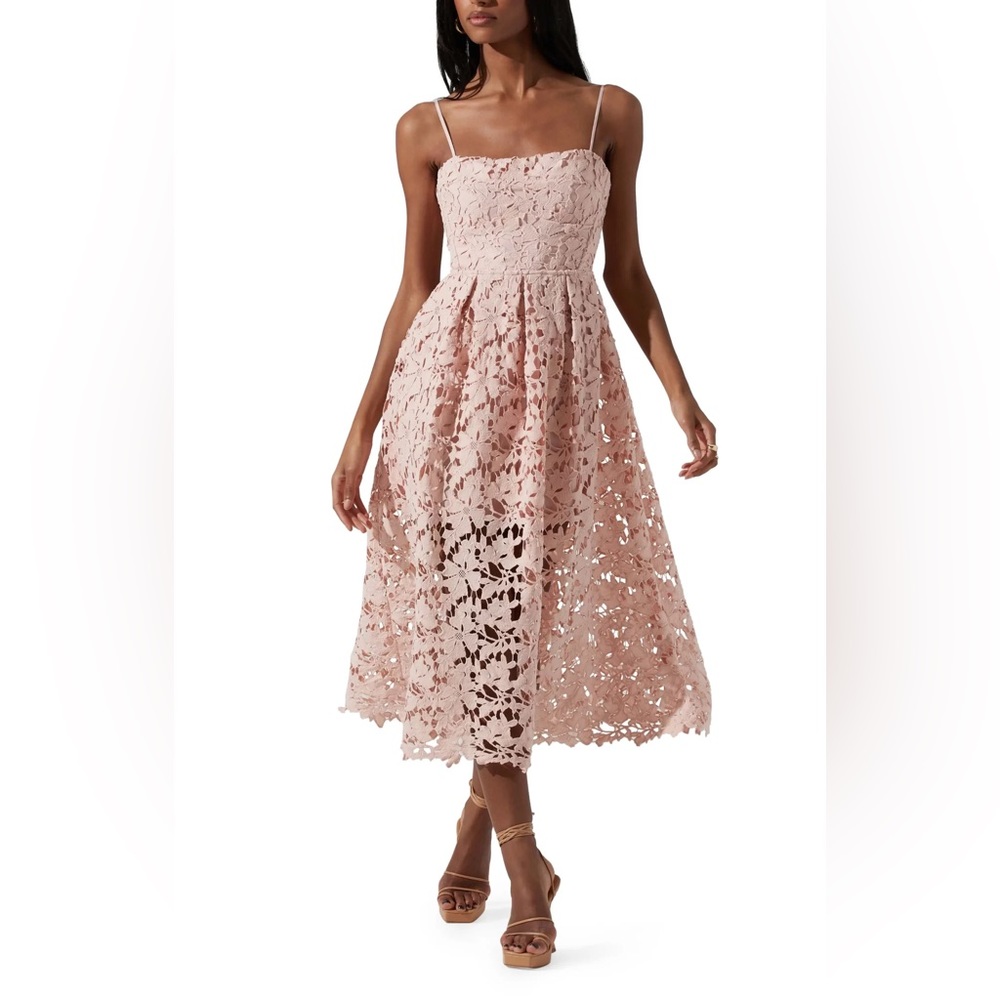 ASTR the Label Joyce Linen Blend Lace Midi Dress in Blush